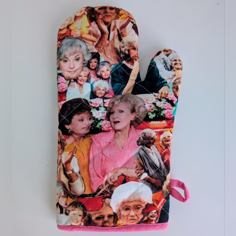 NEW The Golden Girls Oven Mitt Collage Pink Pop Culture Icons Iconic Nostalgic